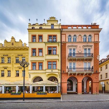 Apartmán Modern Family Apt. With Central Square Entrance Hradec Králové Exteriér fotografie